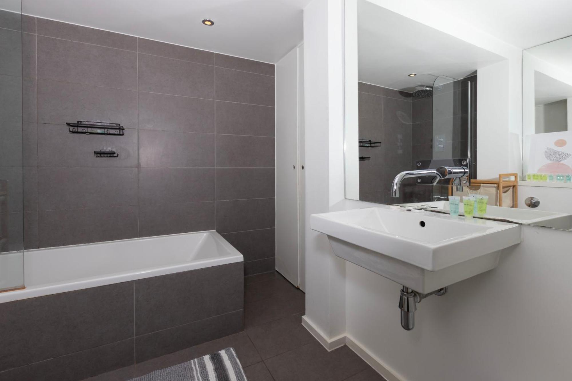 Cosy Ground Floor Apartment Londyn Zewnętrze zdjęcie
